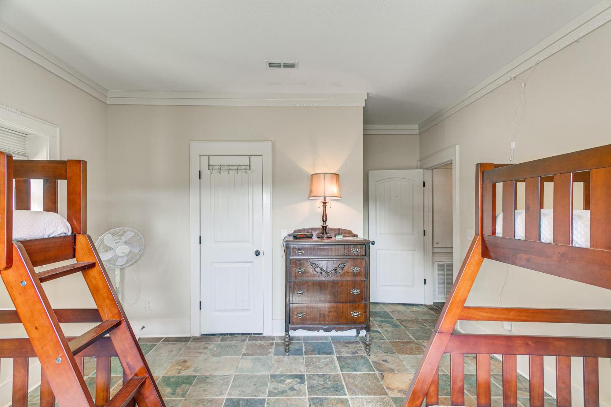 Secluded Home With Deck - Near Downtown Fitzgerald! Exterior foto